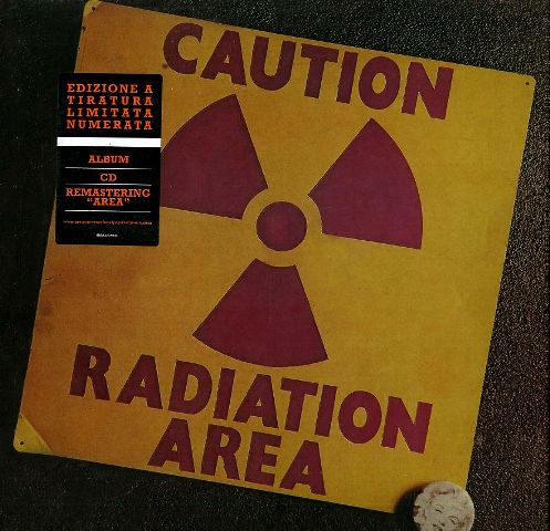 Caution radiation area box